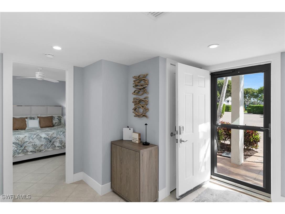 880 Huron Court #101 Marco Island FL 34145 226000996 image3