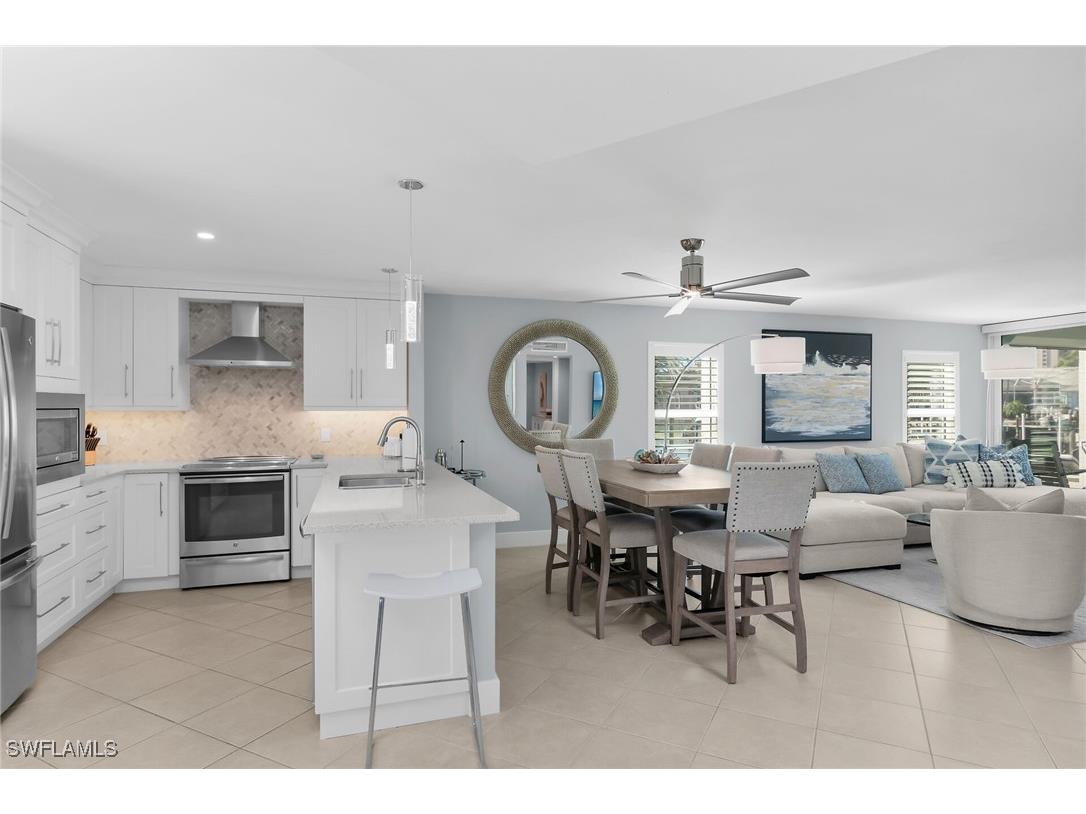 880 Huron Court #101 Marco Island FL 34145 226000996 image4