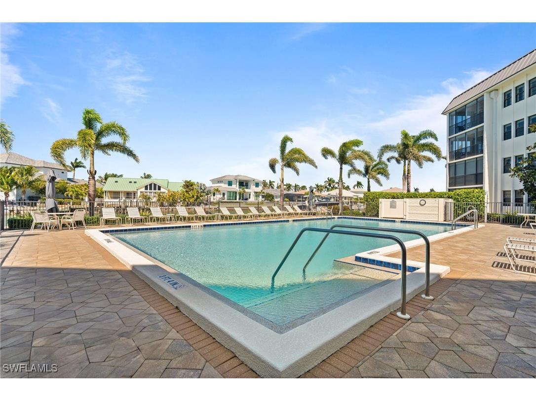 880 Huron Court #105 Marco Island FL 34145 225071296 image21