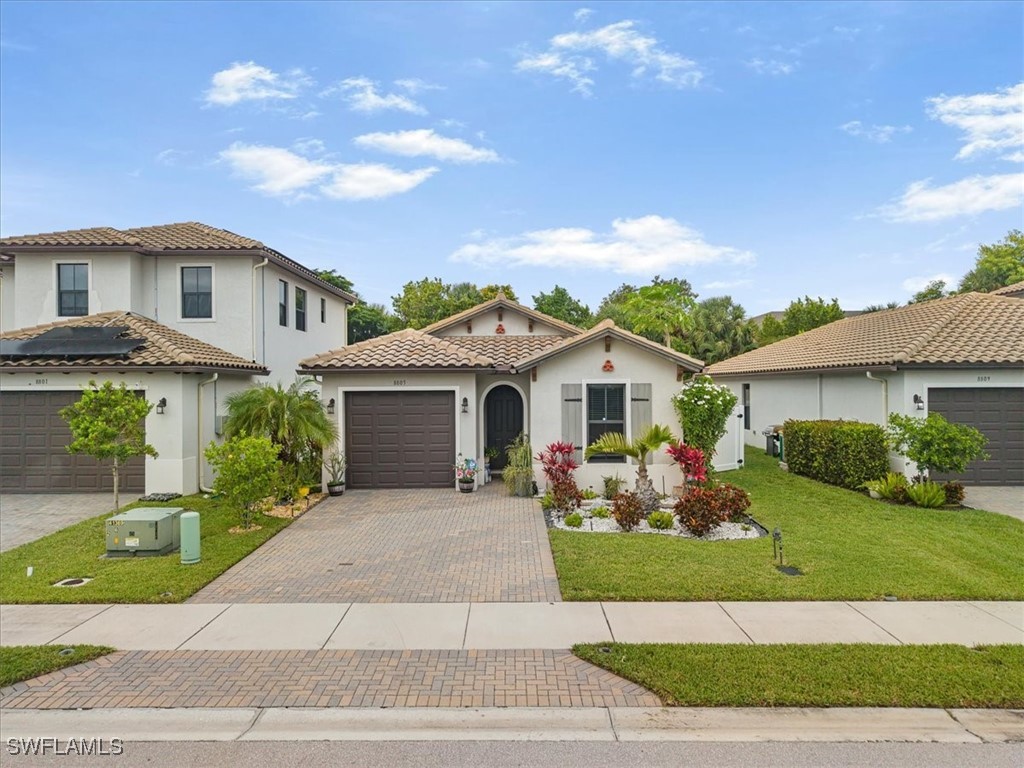 8805 Madrid Circle Naples FL 34104 225073944 image1