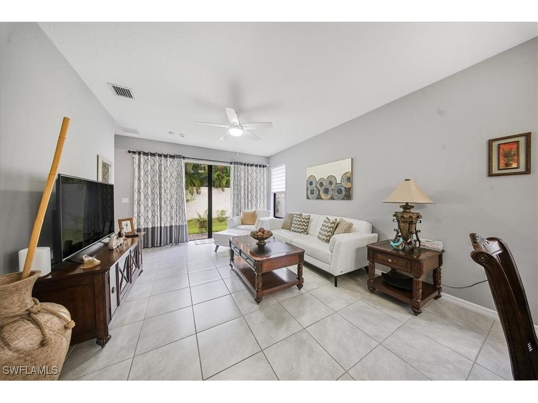 8805 Madrid Circle Naples FL 34104 225073944 image17