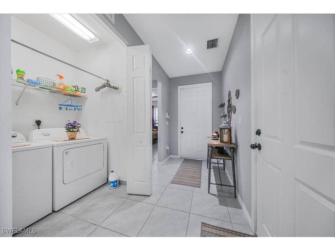 8805 Madrid Circle Naples FL 34104 225073944 image21