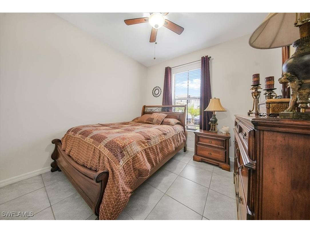 8805 Madrid Circle Naples FL 34104 225073944 image32