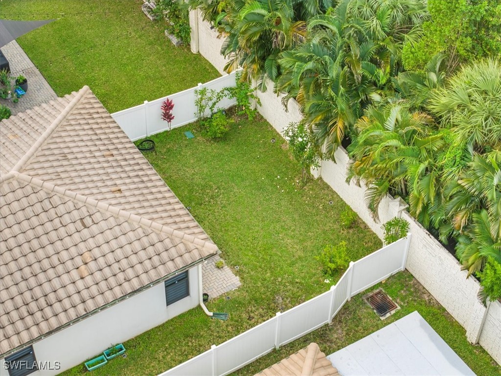 8805 Madrid Circle Naples FL 34104 225073944 image35