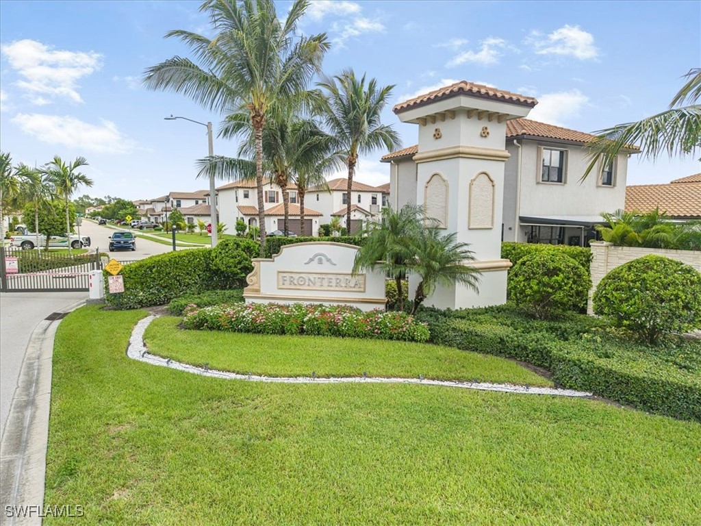 8805 Madrid Circle Naples FL 34104 225073944 image4