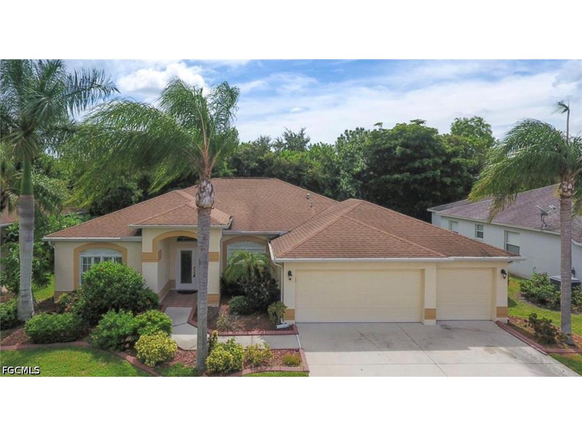 8808 Cypress Preserve Place Fort Myers FL 33912 2026023755 image1