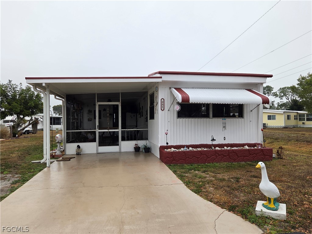 881 Homestead Drive North Fort Myers FL 33917 2026007883 image1