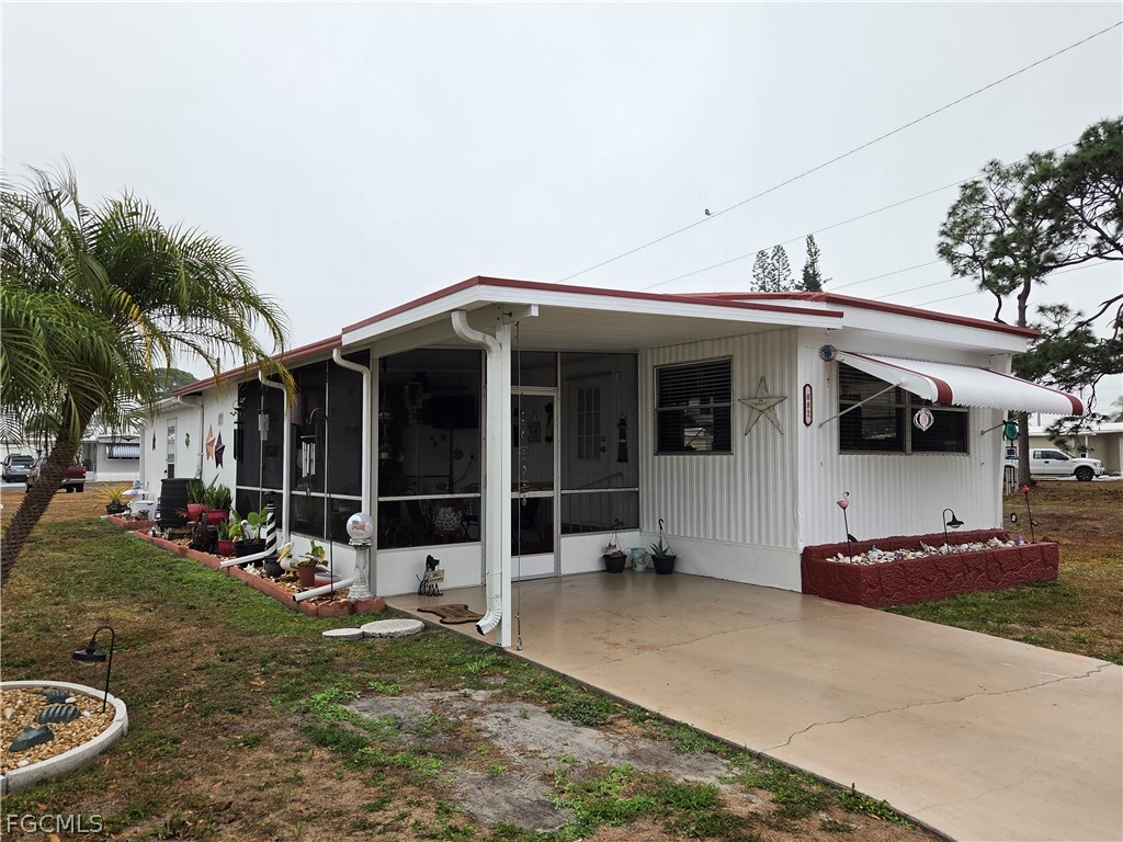 881 Homestead Drive North Fort Myers FL 33917 2026007883 image3