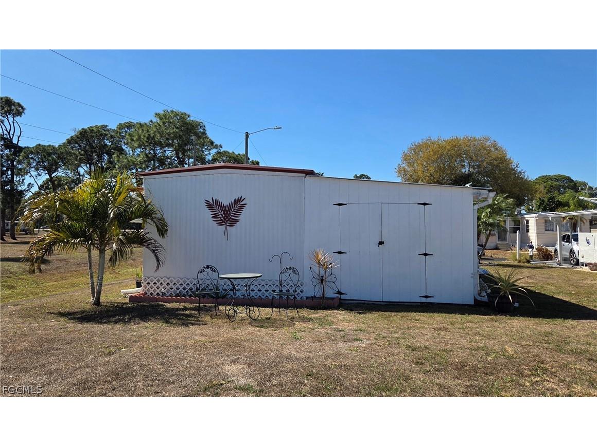 881 Homestead Drive North Fort Myers FL 33917 2026007883 image31
