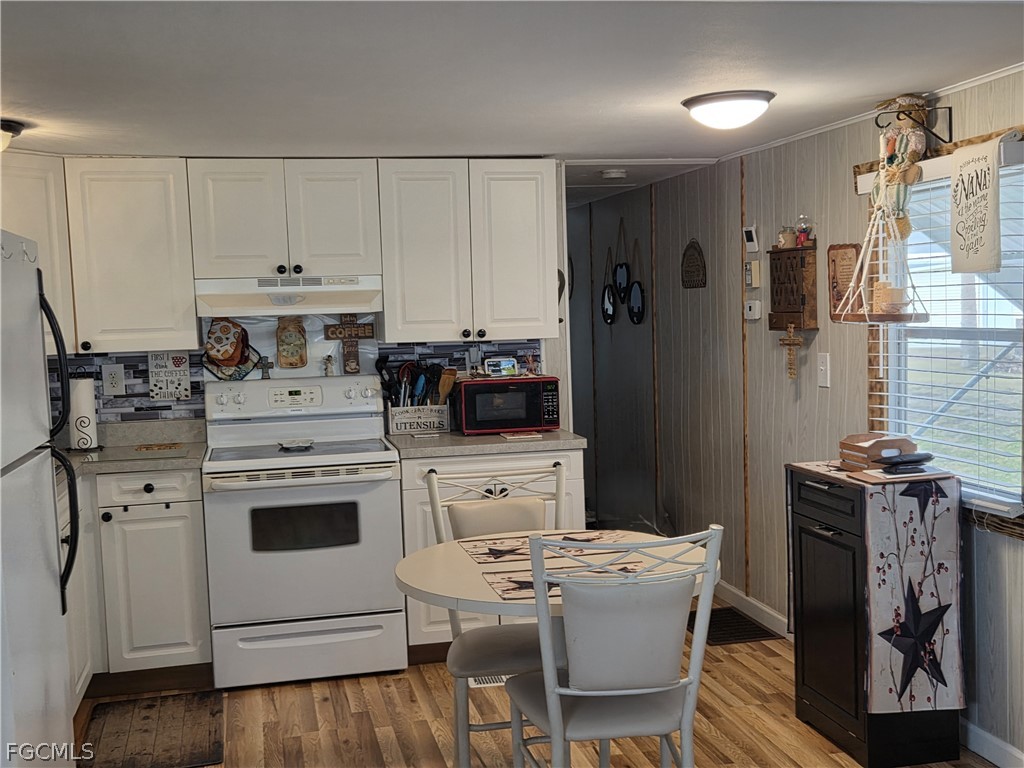 881 Homestead Drive North Fort Myers FL 33917 2026007883 image7