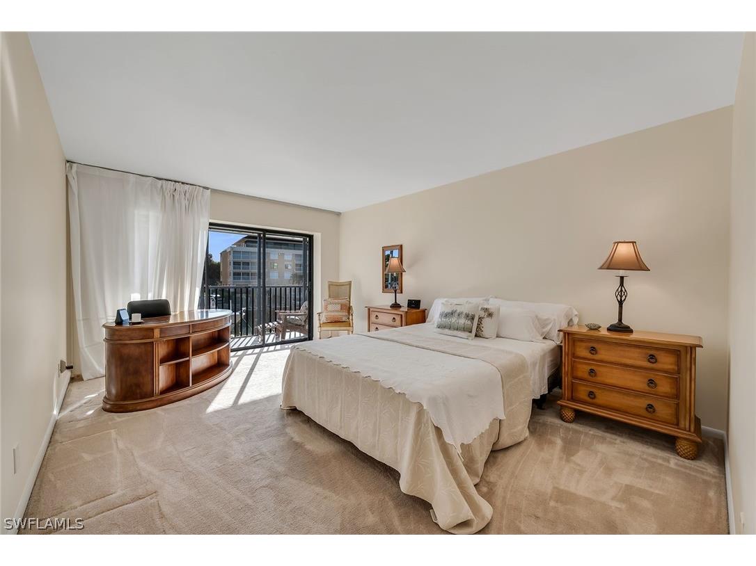 881 Panama Court #202 Marco Island FL 34145 226006995 image14
