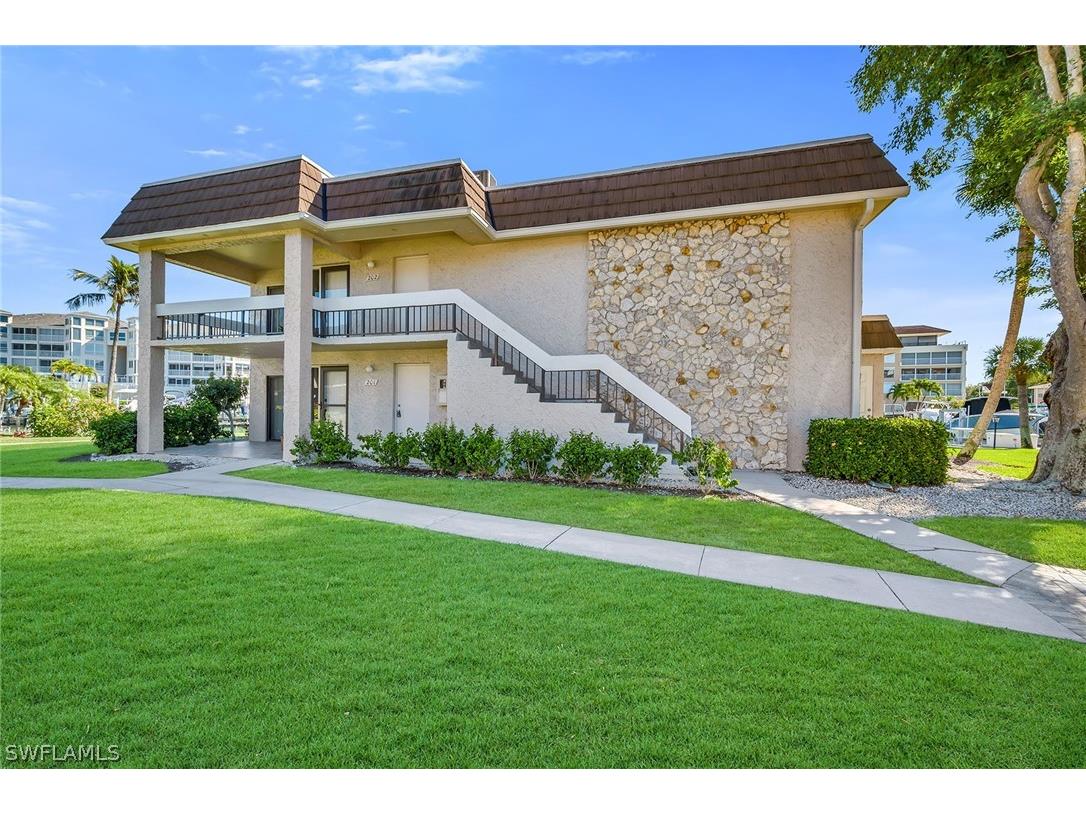 881 Panama Court #202 Marco Island FL 34145 226006995 image32