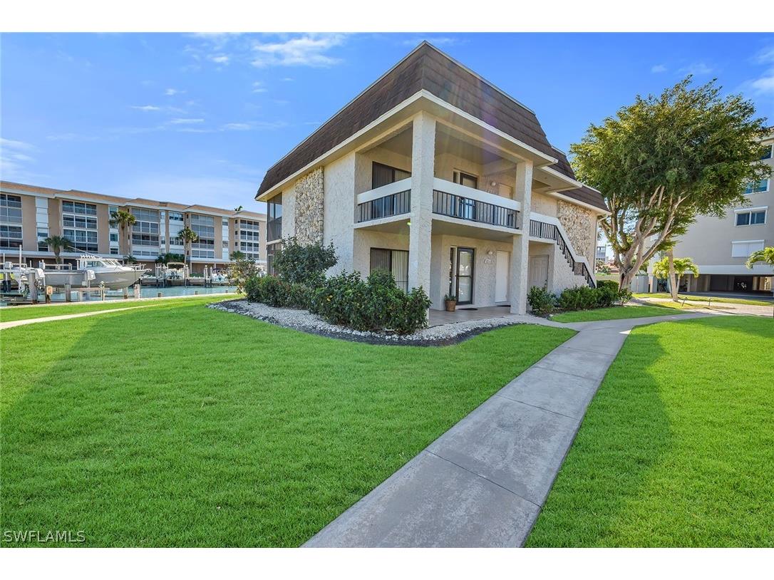 881 Panama Court #202 Marco Island FL 34145 226006995 image33