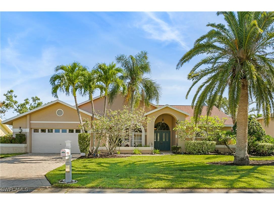 8812 Banyan Cove Circle Fort Myers FL 33919 223027001 image1