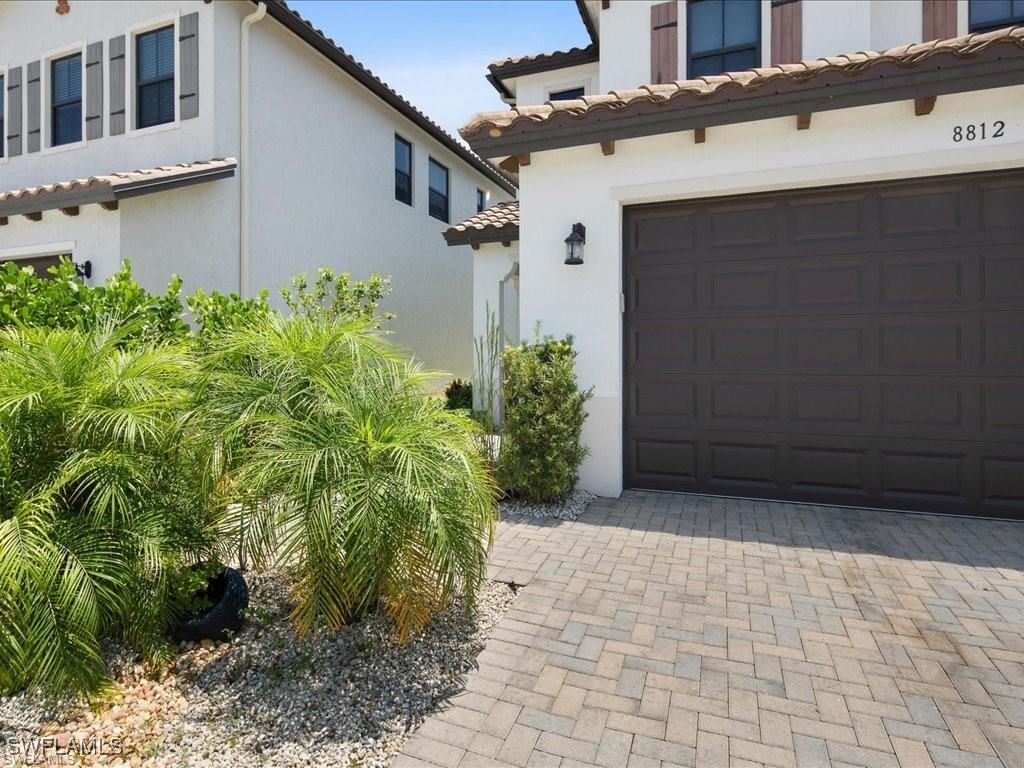 8812 Madrid Circle Naples FL 34104 225078448 image2