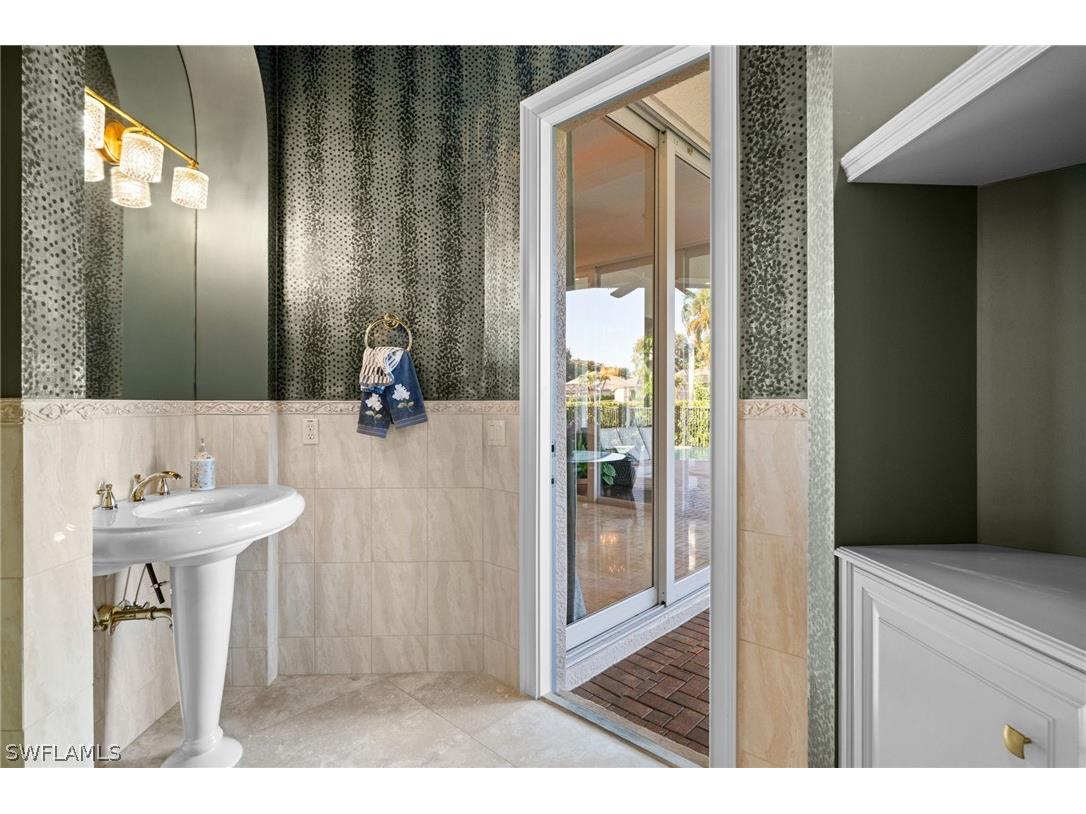 8812 Muirfield Drive Naples FL 34109 226006667 image13