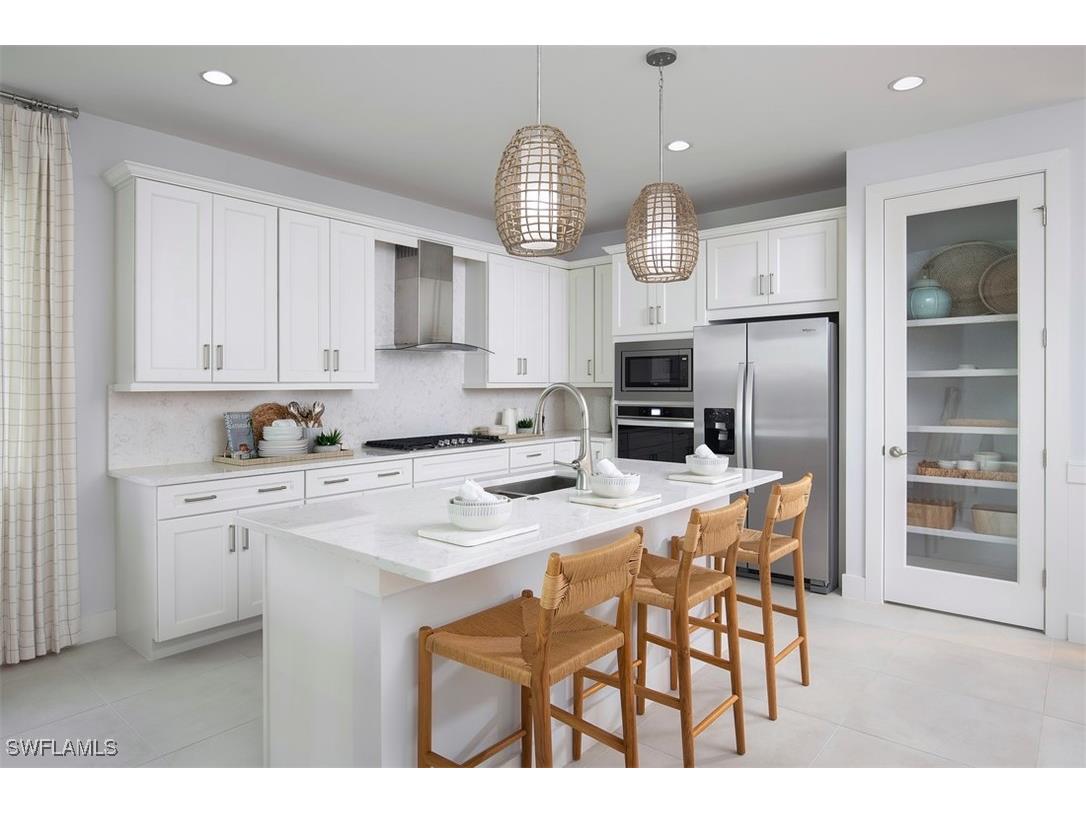 8813 Oceana Way Naples FL 34114 225067068 image1