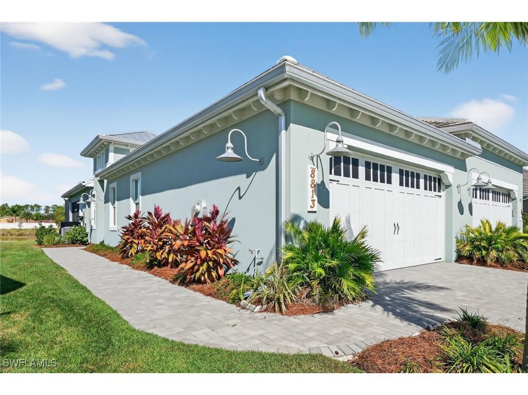 8813 Yucatan Court Naples FL 34112 225082338 image1