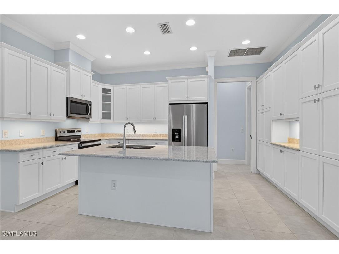 8813 Yucatan Court Naples FL 34112 225082338 image18