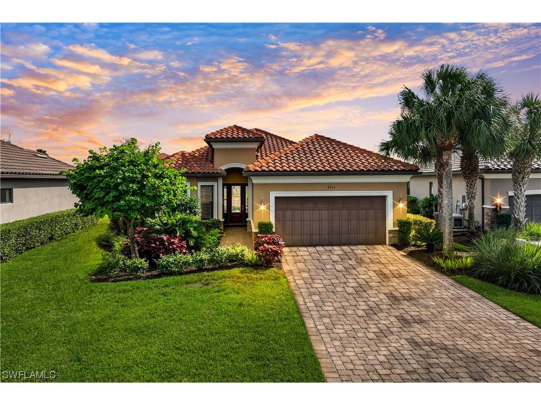 8814 Vaccaro Court Naples FL 34119 223088745 image1