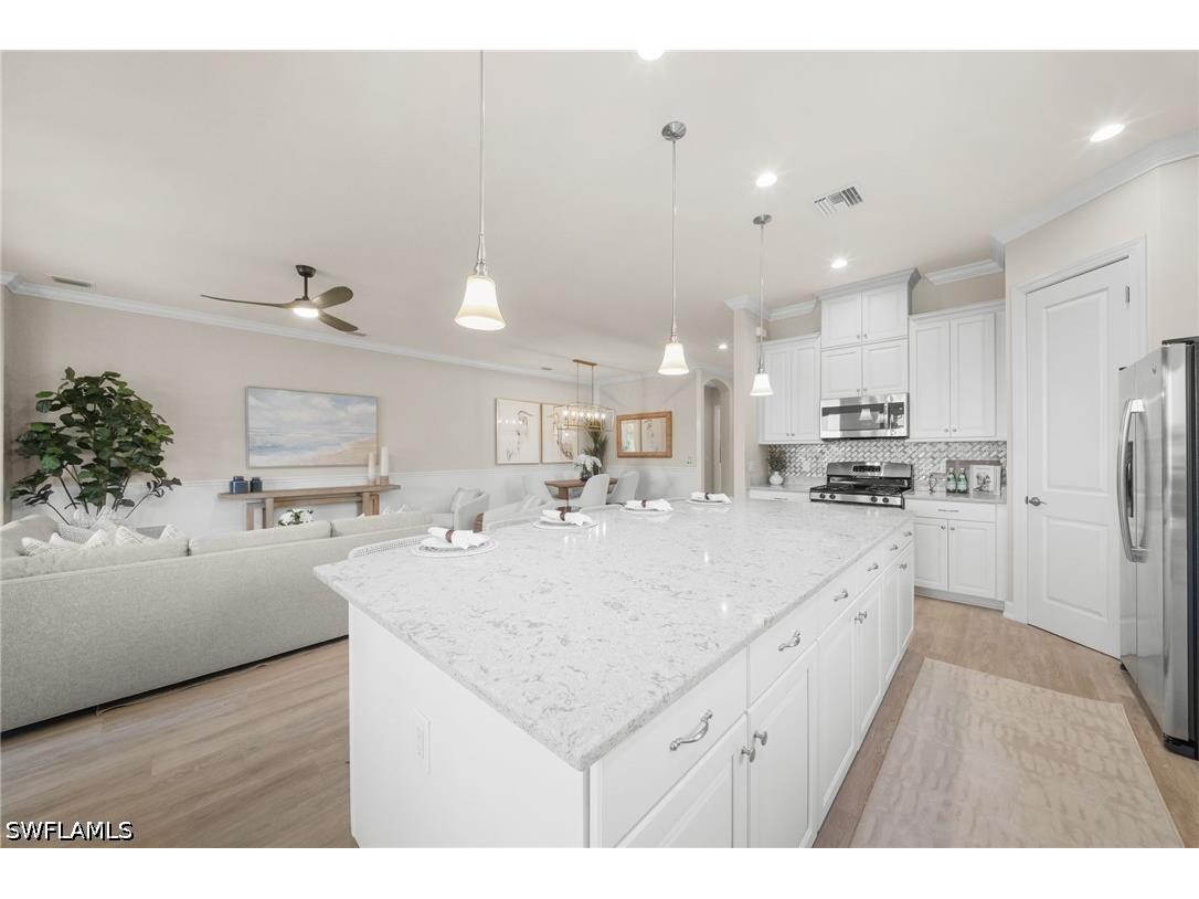 8814 Vaccaro Court Naples FL 34119 226012996 image12