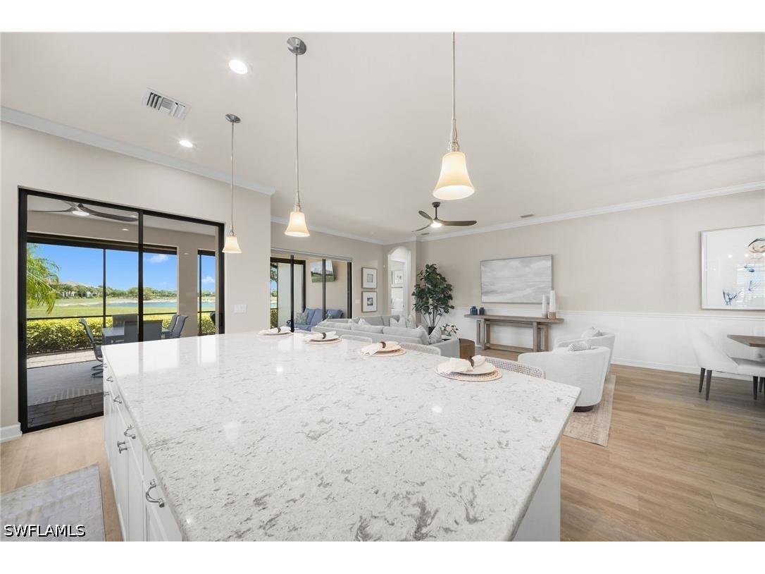 8814 Vaccaro Court Naples FL 34119 226012996 image13