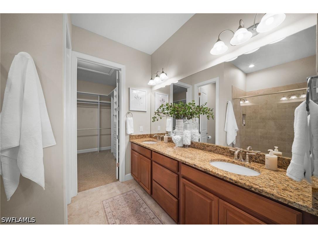 8814 Vaccaro Court Naples FL 34119 226012996 image17