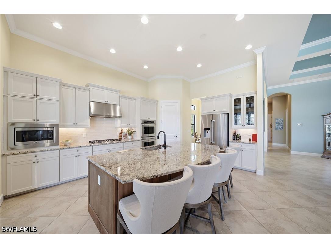 8816 Savona Court Naples FL 34119 226017270 image5