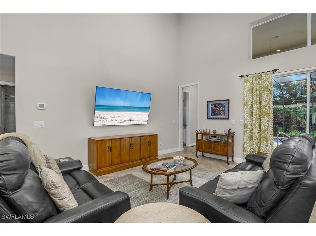 8816 Ventura Way Naples FL 34109 225075208 image10