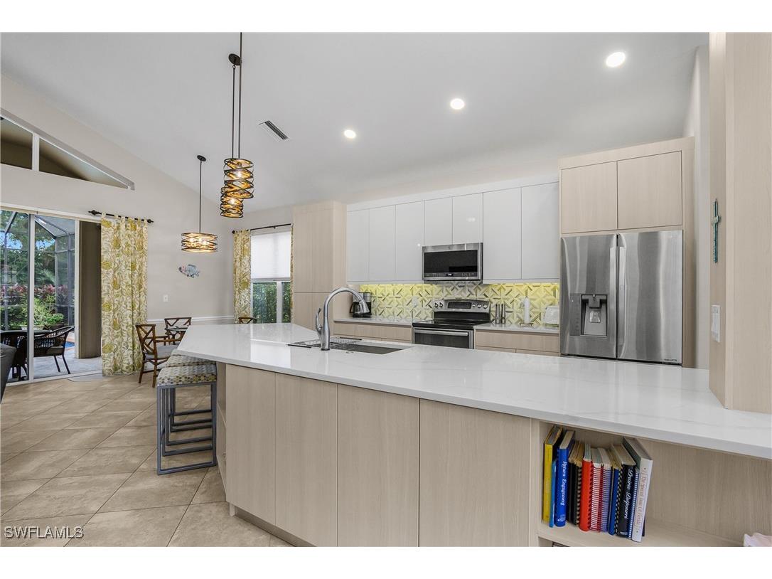 8816 Ventura Way Naples FL 34109 225075208 image16