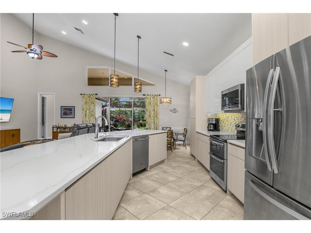 8816 Ventura Way Naples FL 34109 225075208 image17