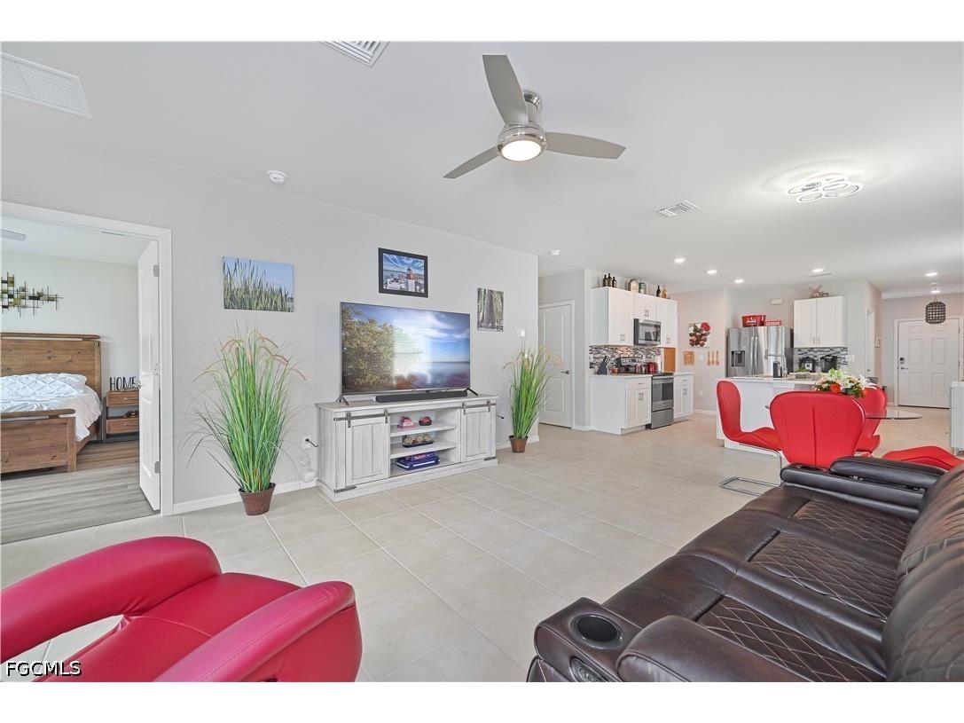 8817 Swell Brooks Court North Fort Myers FL 33917 2026024435 image16
