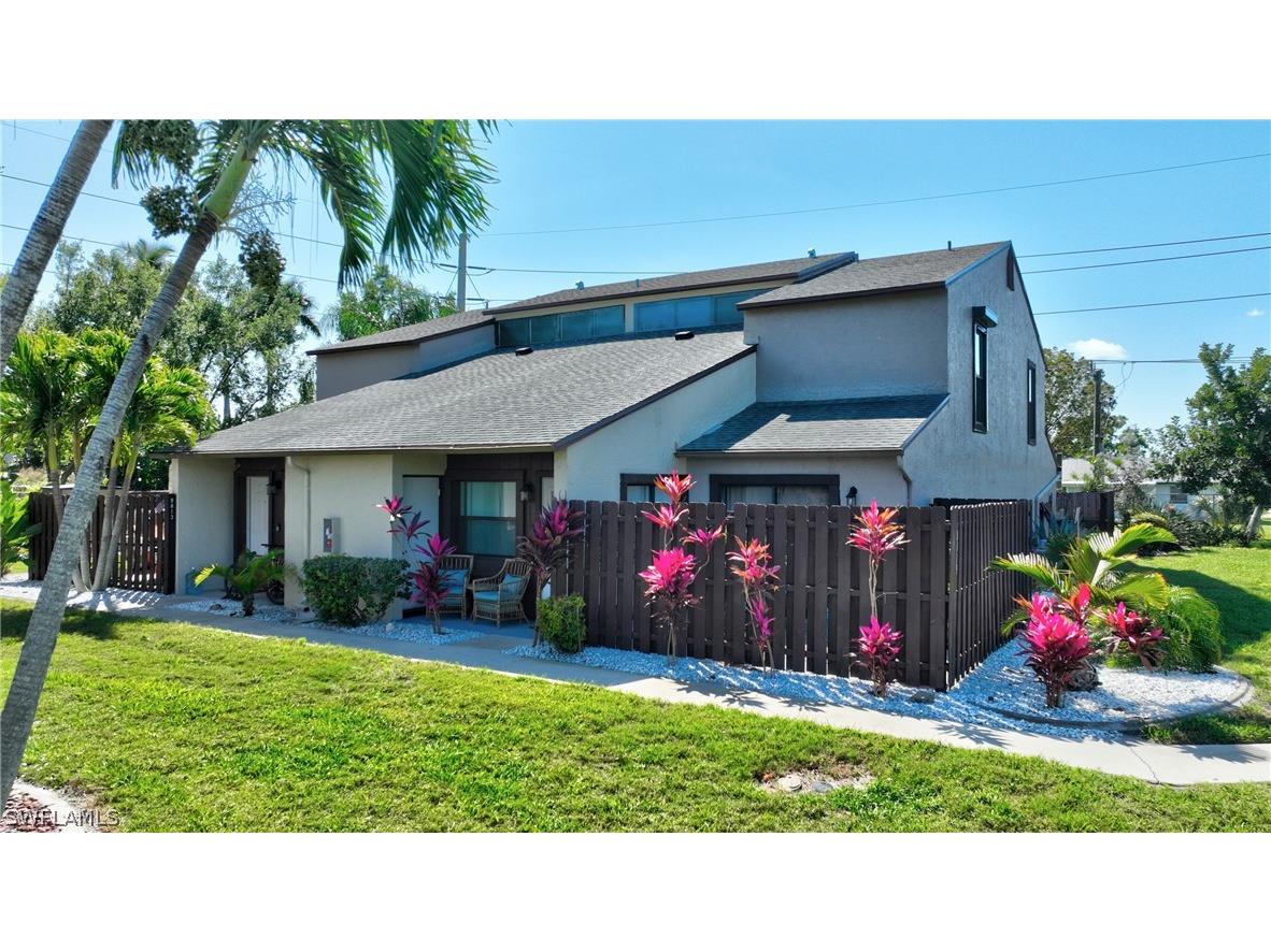 8819 Somerset Boulevard Fort Myers FL 33919 224060911 image1