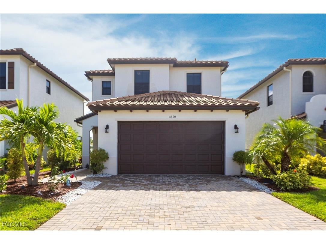 8820 Madrid Circle Naples FL 34104 2025003628 image1