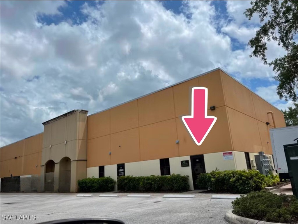 8821 Business Park Drive #401 Fort Myers FL 33912 226005395 image1