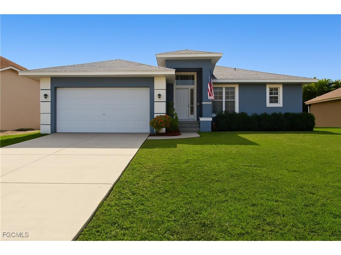 8821 Woodgate Manor Court Fort Myers FL 33908 2025021739 image1