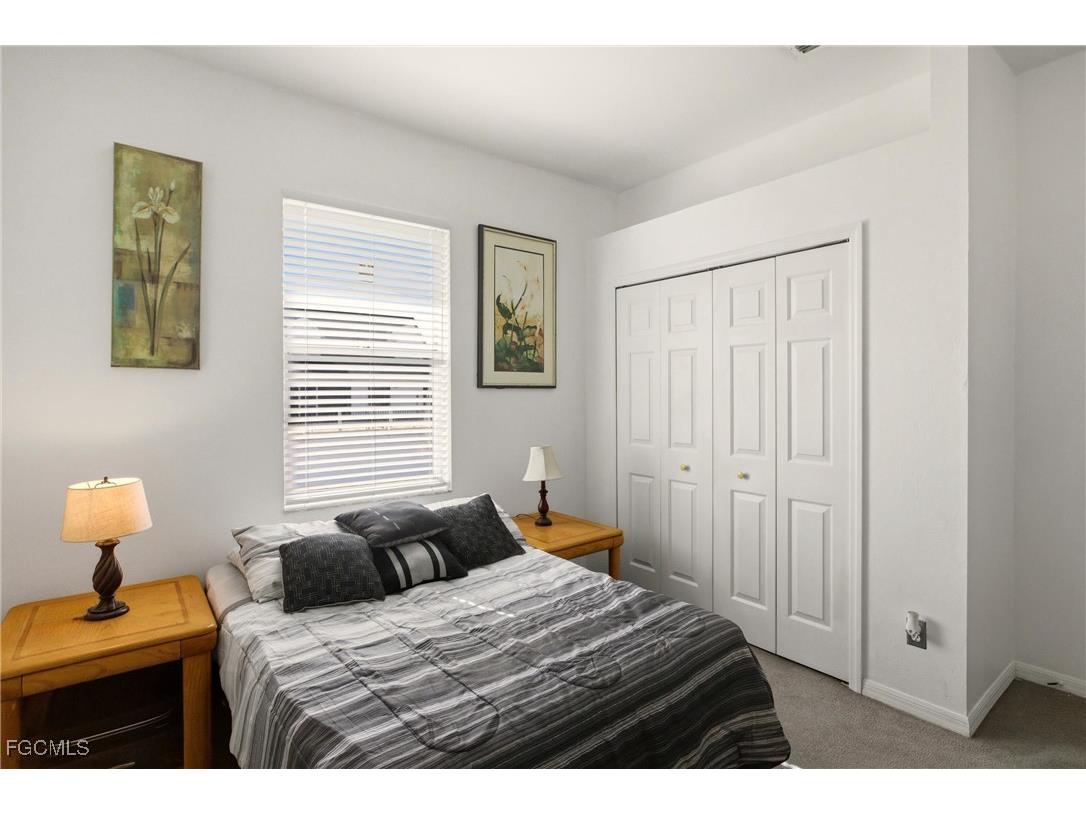 8821 Woodgate Manor Court Fort Myers FL 33908 2025021739 image18