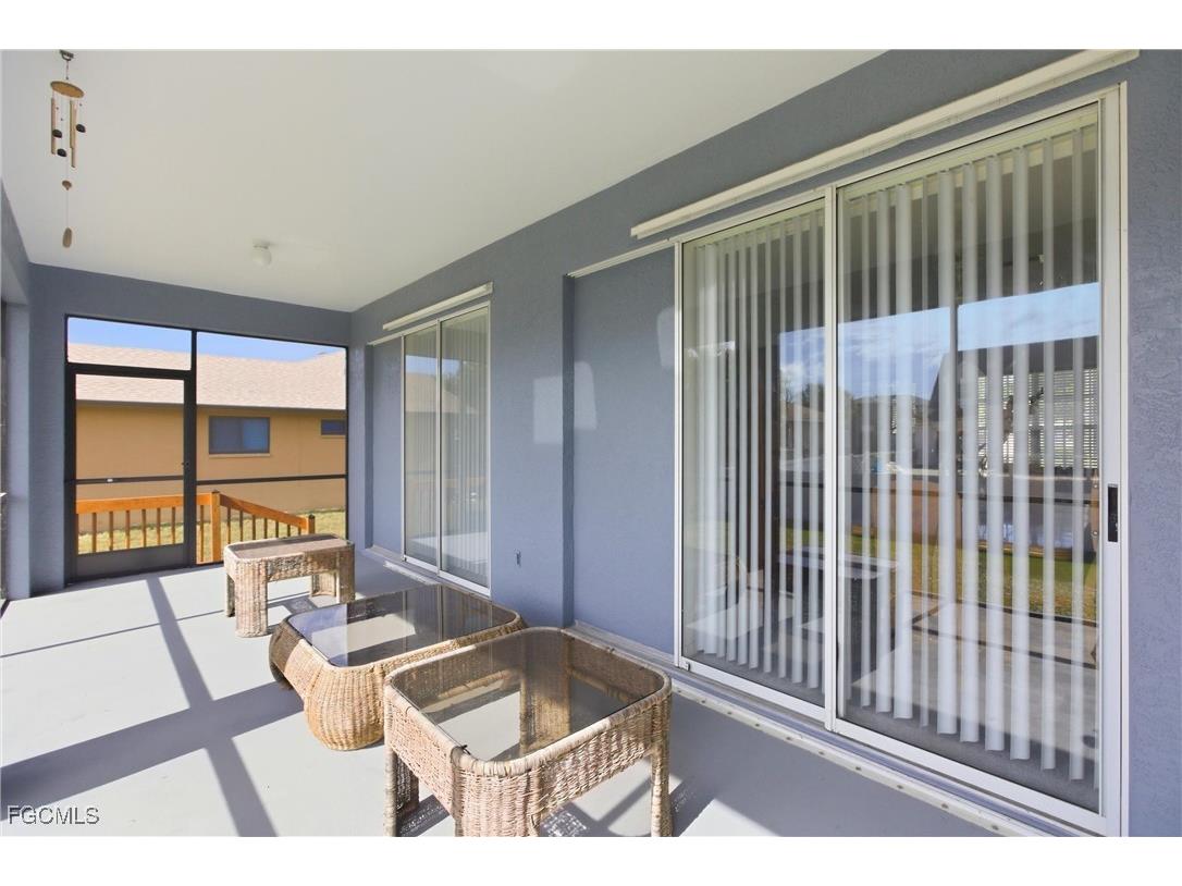 8821 Woodgate Manor Court Fort Myers FL 33908 2025021739 image32