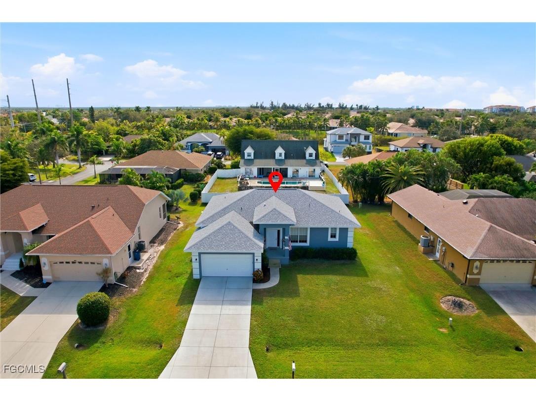 8821 Woodgate Manor Court Fort Myers FL 33908 2025021739 image40