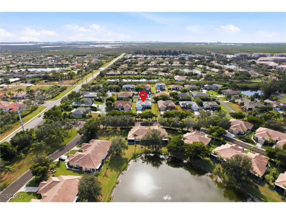 8821 Woodgate Manor Court Fort Myers FL 33908 2025021739 image43