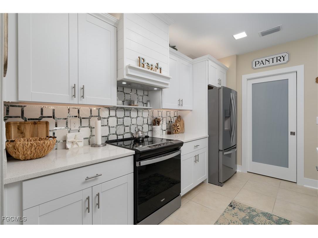 8824 Cascade Price Circle North Fort Myers FL 33917 2026001864 image10