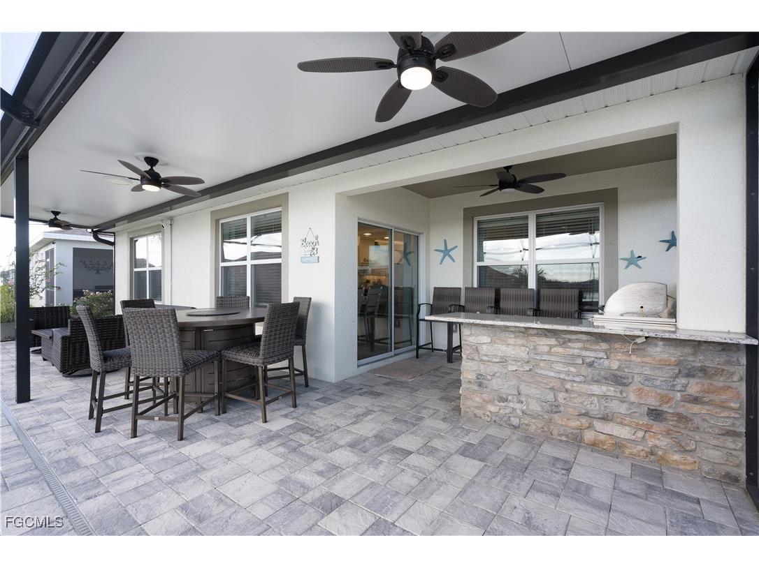 8824 Cascade Price Circle North Fort Myers FL 33917 2026001864 image16