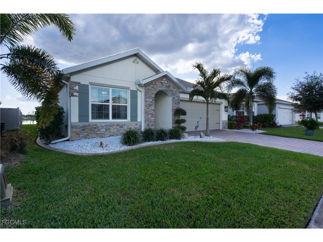 8824 Cascade Price Circle North Fort Myers FL 33917 2026001864 image26