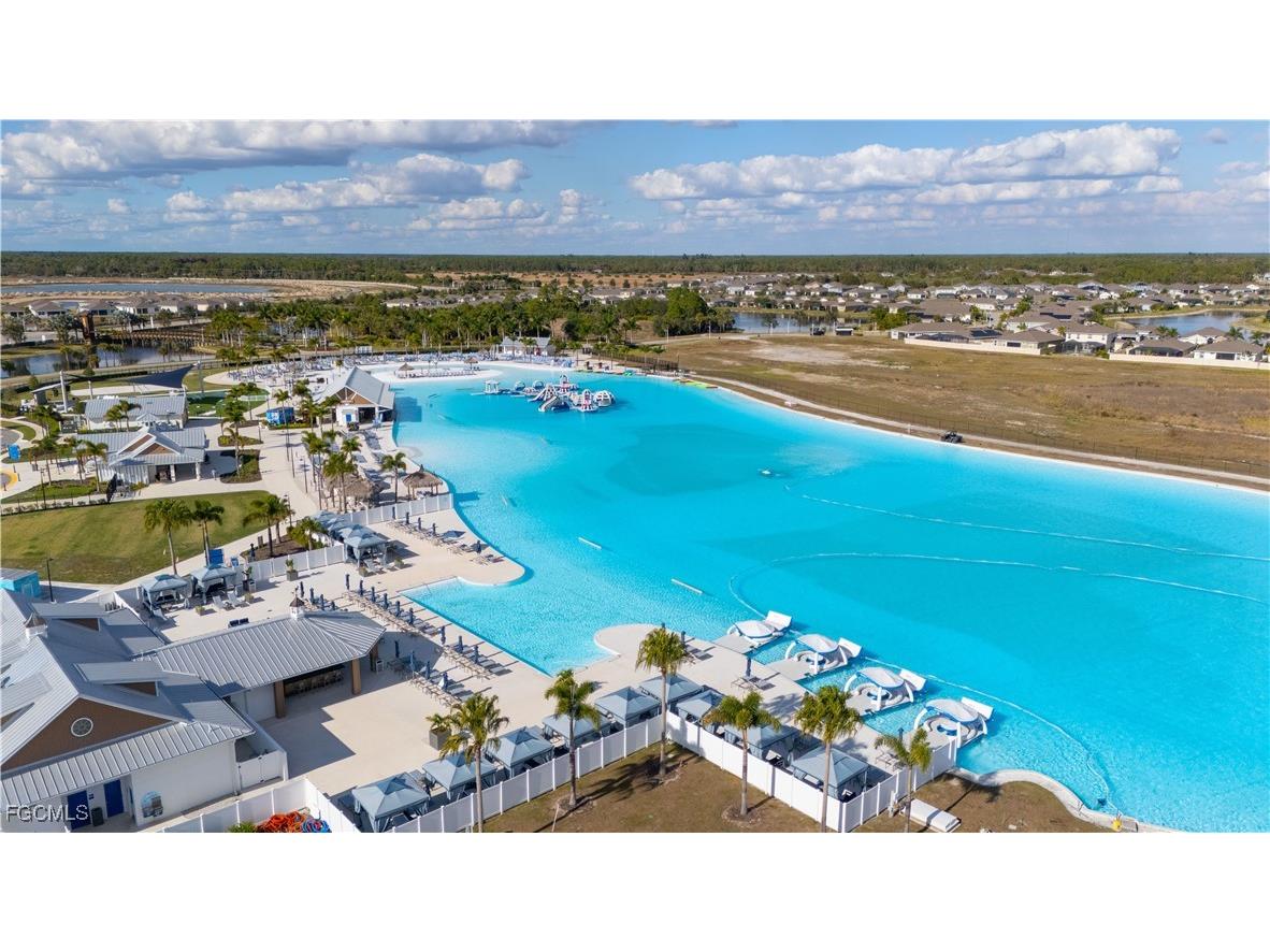 8824 Cascade Price Circle North Fort Myers FL 33917 2026001864 image35