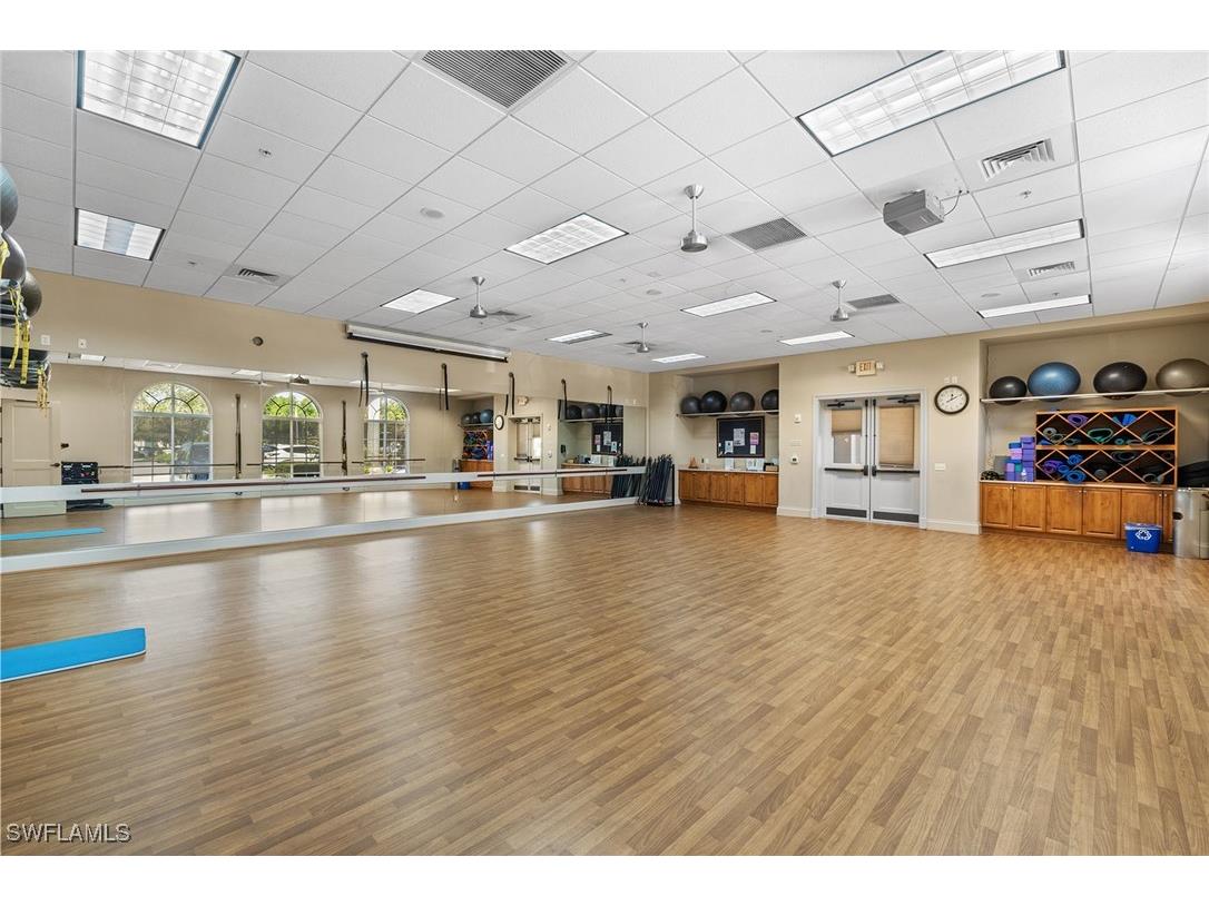 8824 Ventura Way Naples FL 34109 225044823 image21