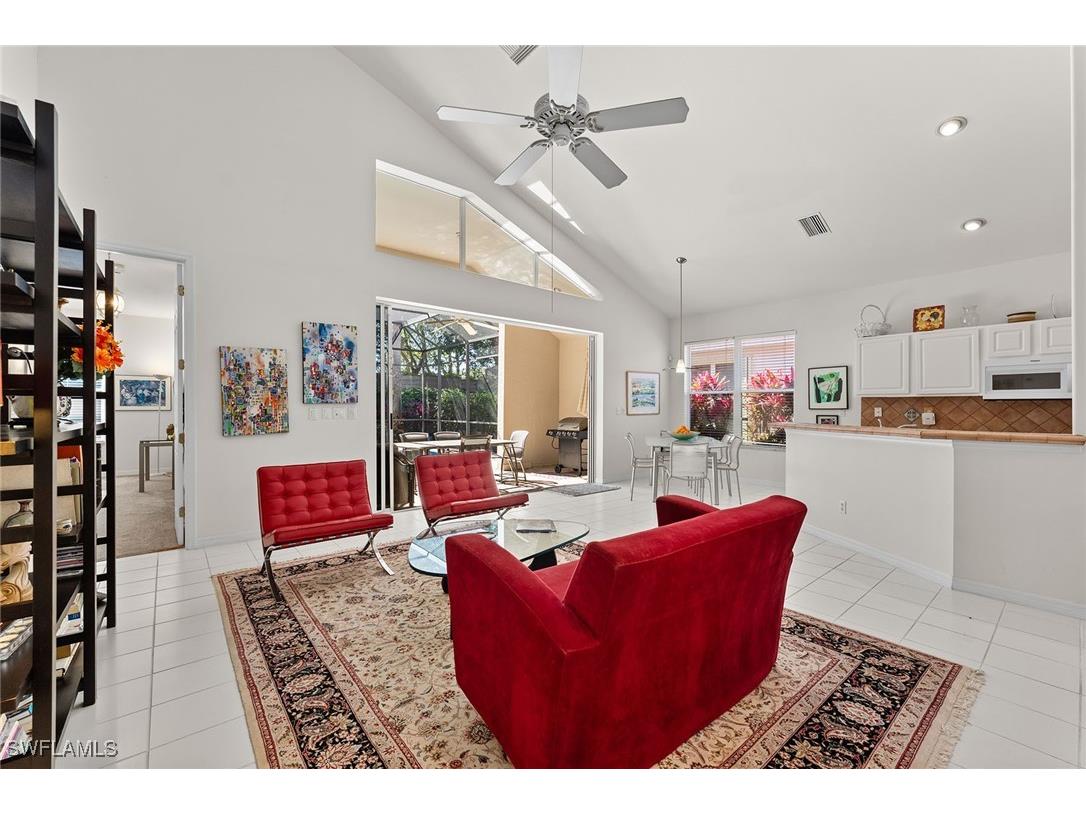 8824 Ventura Way Naples FL 34109 225044823 image3