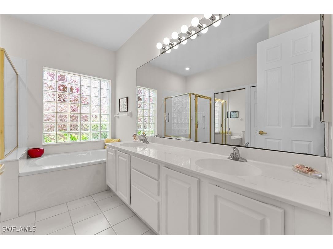 8824 Ventura Way Naples FL 34109 225044823 image8