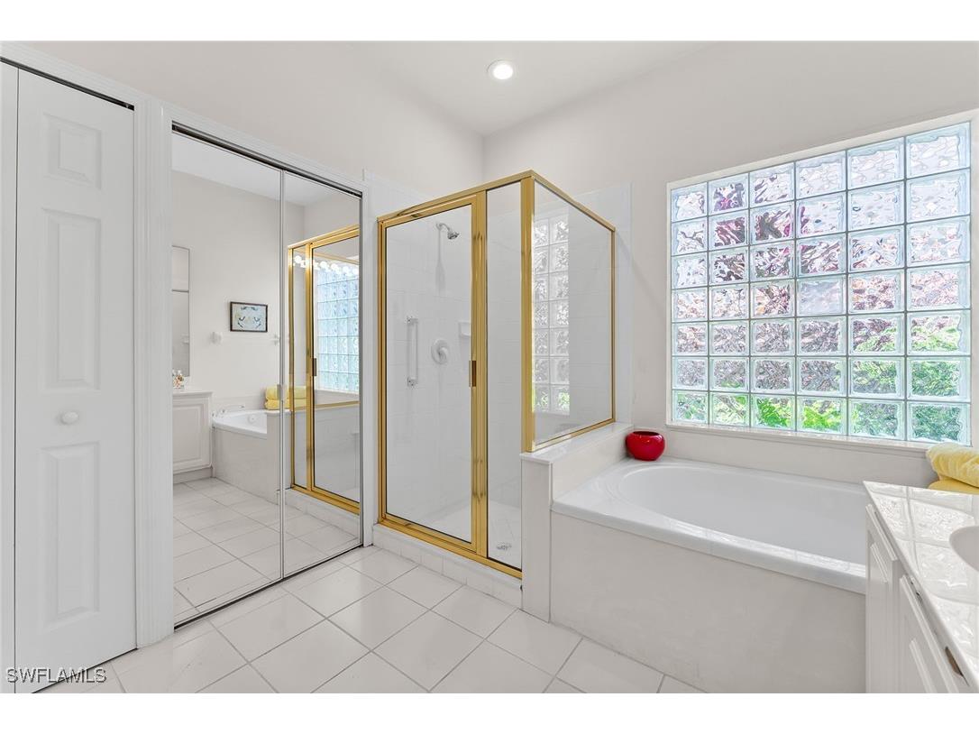 8824 Ventura Way Naples FL 34109 225044823 image9