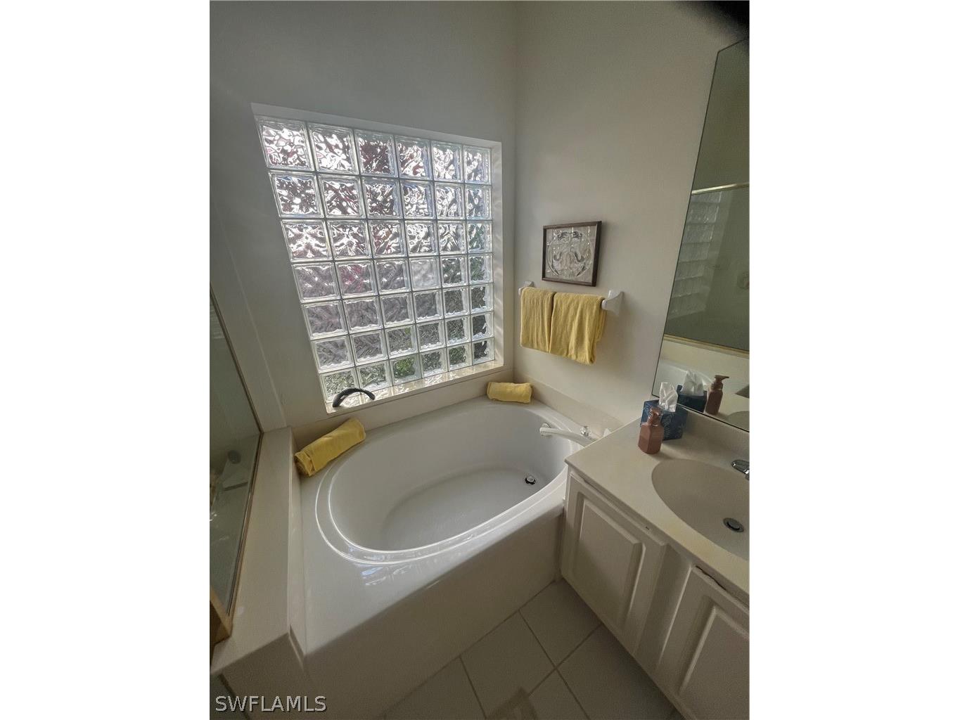 8824 Ventura Way Naples FL 34109 226008416 image32