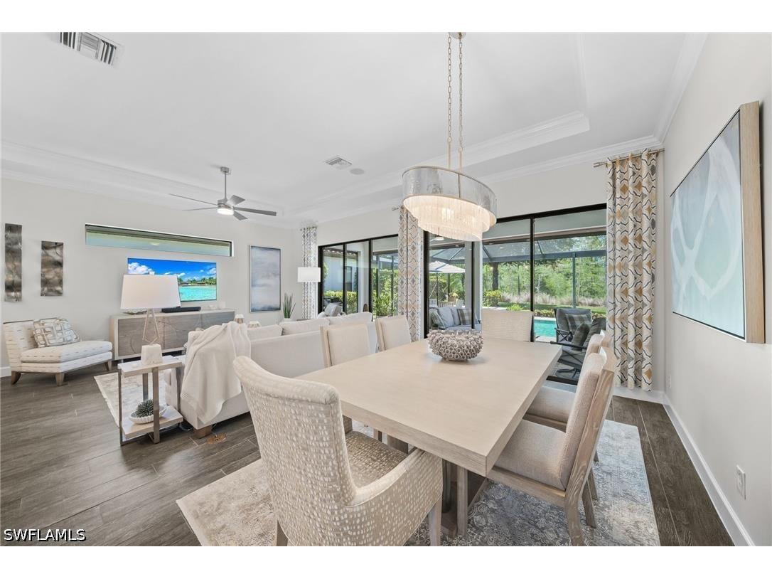 8827 Vaccaro Court Naples FL 34119 226017438 image5